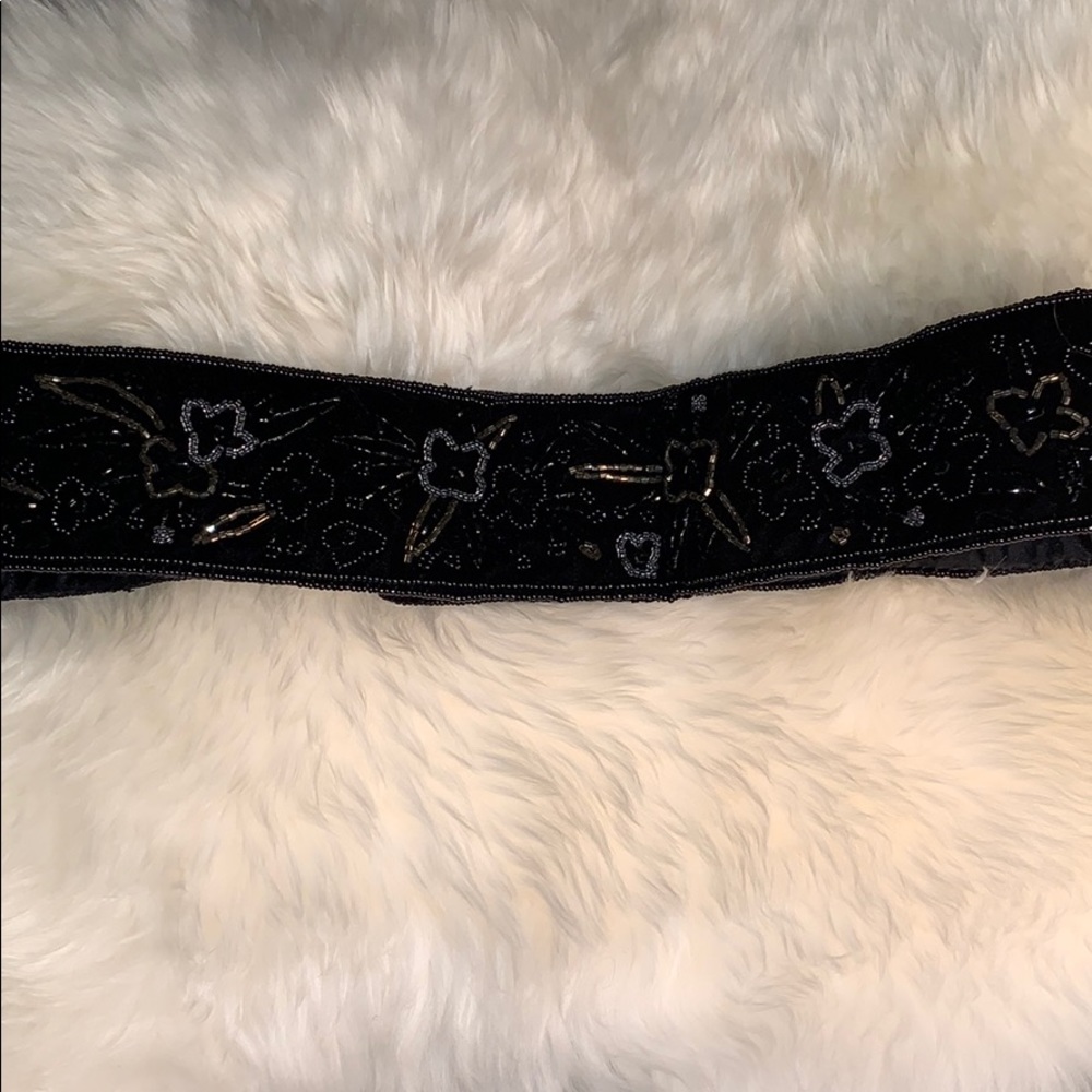 La Regale black velvet beaded belt